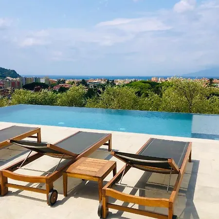 Torre Scribanti セストリ・レヴァンテ