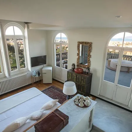 ファームステイ Torre Scribanti セストリ・レヴァンテ